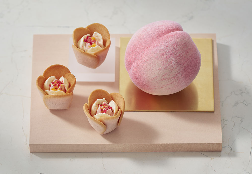 『TOKYO TULIP ROSE』の「チューリップローズ 白桃フロマージュ」
