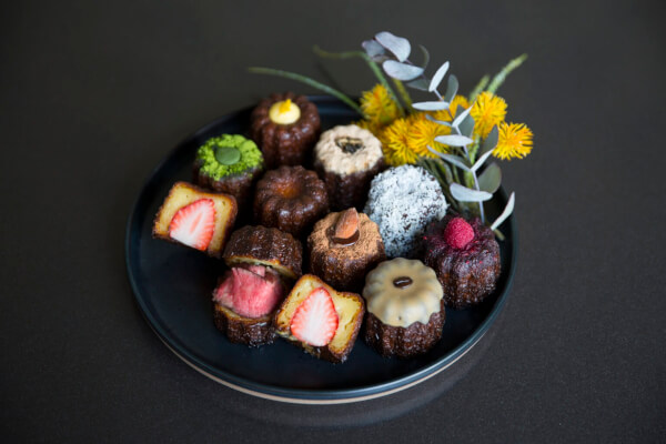 カヌレ専門店 boB　五感で味わう“半熟カヌレ”　2