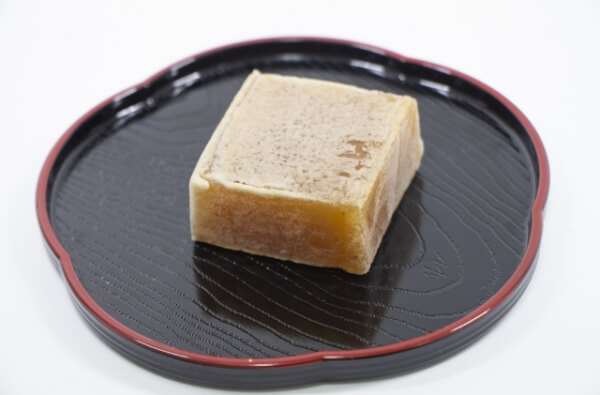 【浅草満願堂】香ばしい焼きたてを味わえる浅草名物「芋きん」