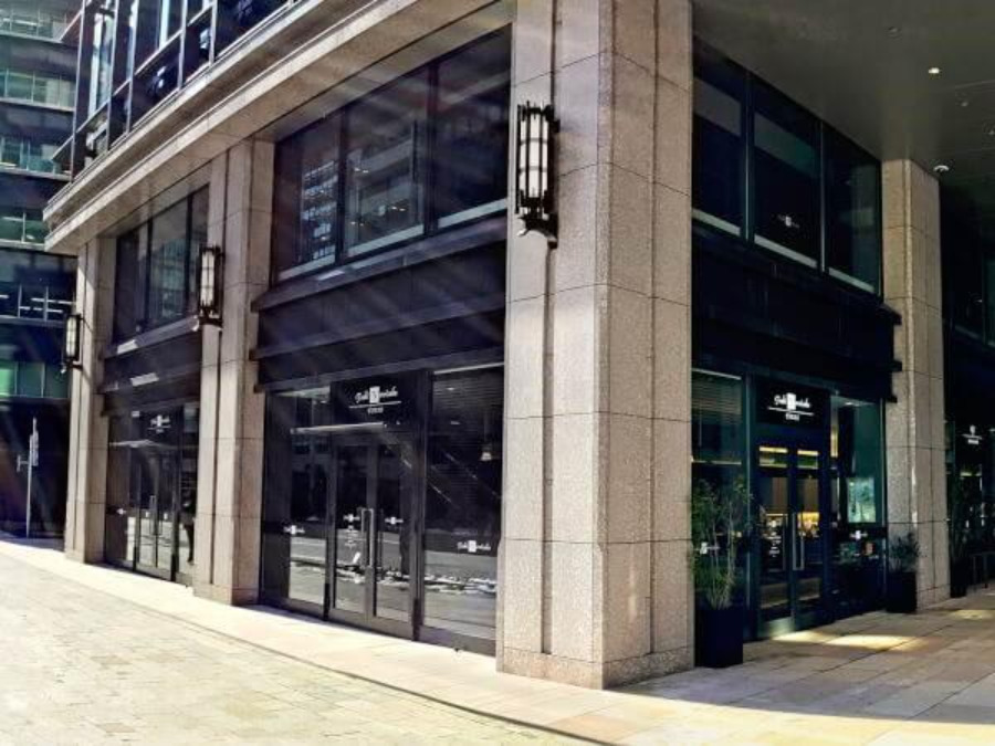 Toshi Yoroizuka 店舗