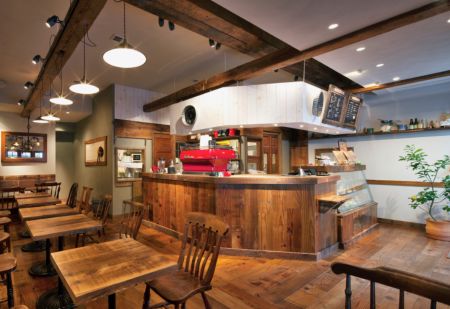 GRANNY SMITH　店内