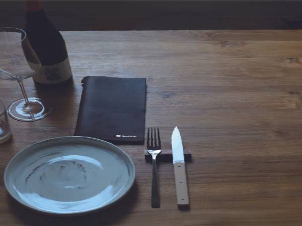 simonne　テーブル